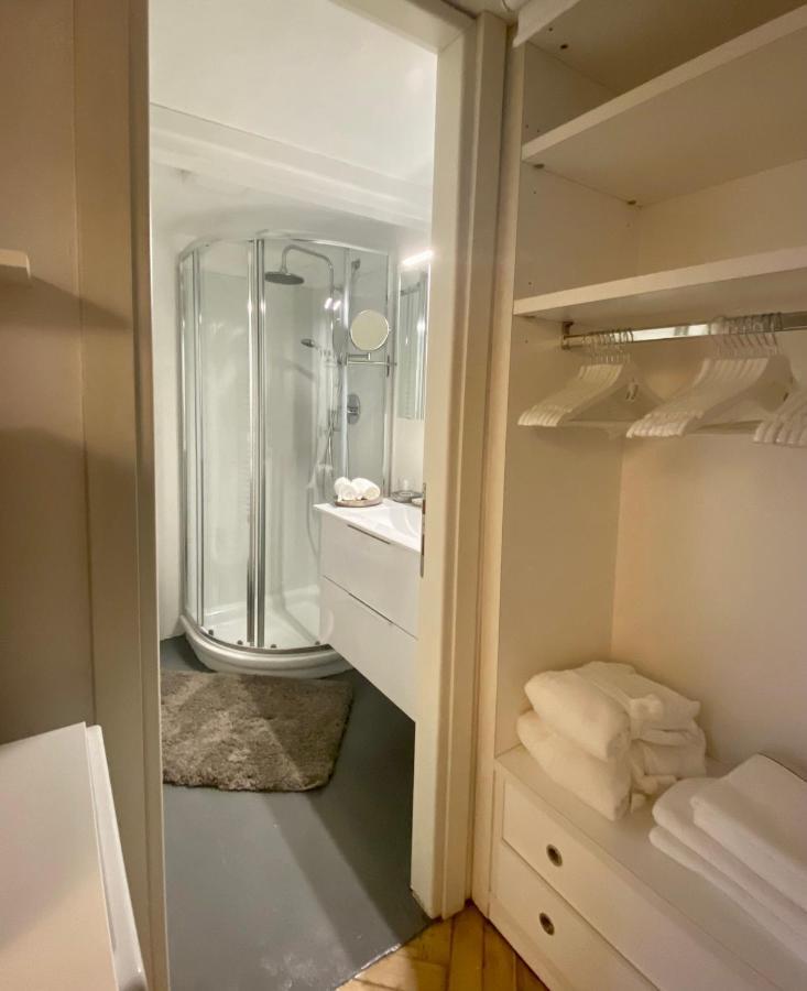 Joivy Modern Studio Near City Centre Apartment Милано Екстериор снимка